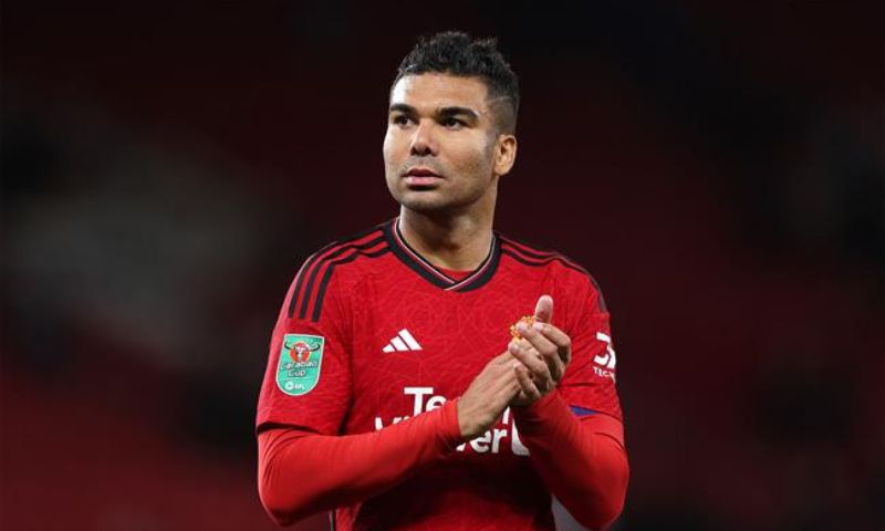 Casemiro đá vị trí nào?