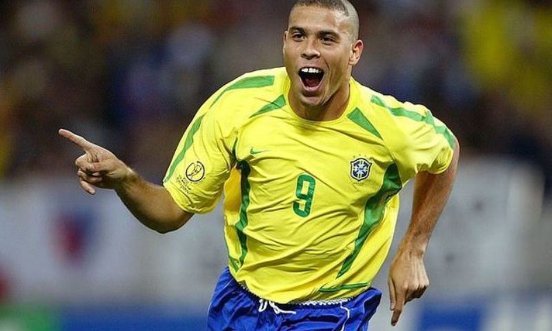 Ronaldo Béo từng đá cho đội nào?