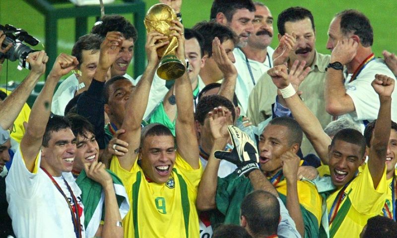 Ronaldo "Béo" vô địch World Cup mấy lần?