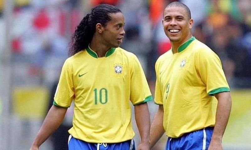 So sánh Ronaldo béo và Ronaldinho