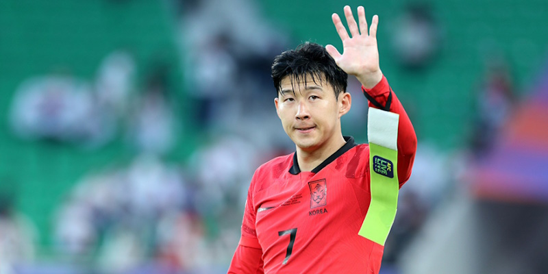 Son Heung Min đang là người châu Á chơi hay nhất tại Premier League